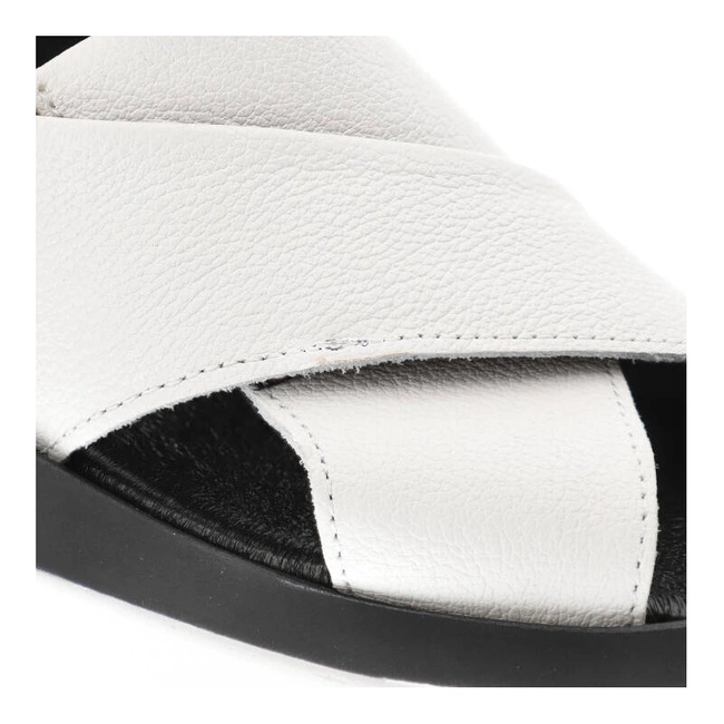 Sandále Armodo - 40256 V.Biały