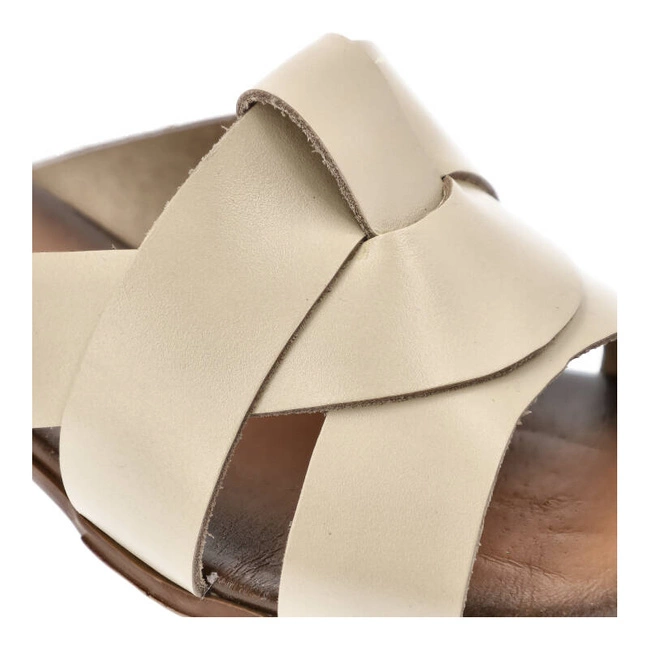 Šľapky Armodo - 40236 Bf. Beż