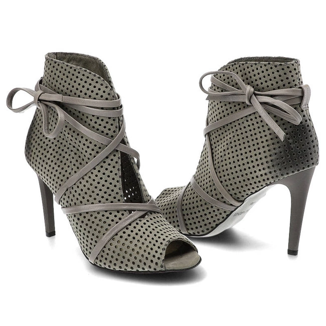 Členkové Topánky Carinii - B3564M_-399-E84-000-B16 Samuel 1137/Buewax Grigo