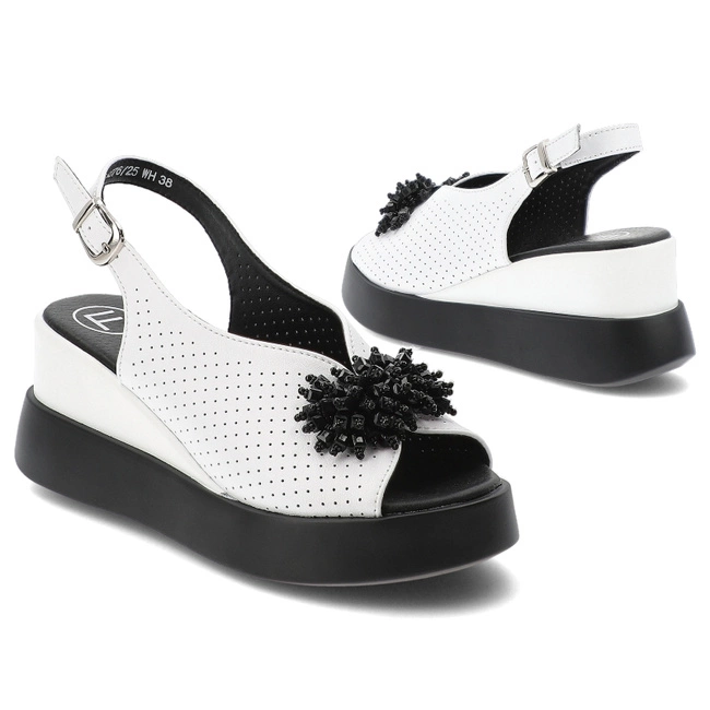 Sandále FILIPPO - DS6076/25 WH Biały