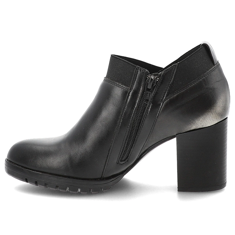 Členkové Topánky MACIEJKA - 02686-01/00-1 Czarny