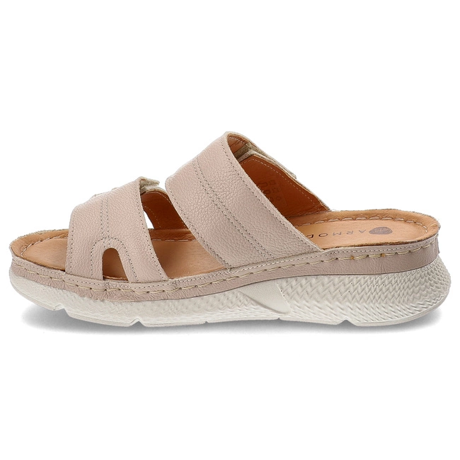 Šľapky Armodo - K984 700