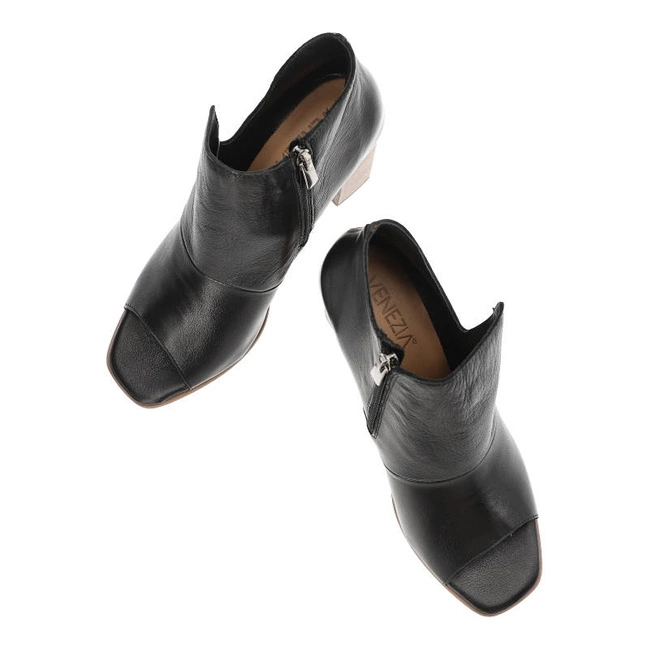 Členkové Topánky Venezia - 0028331 Black