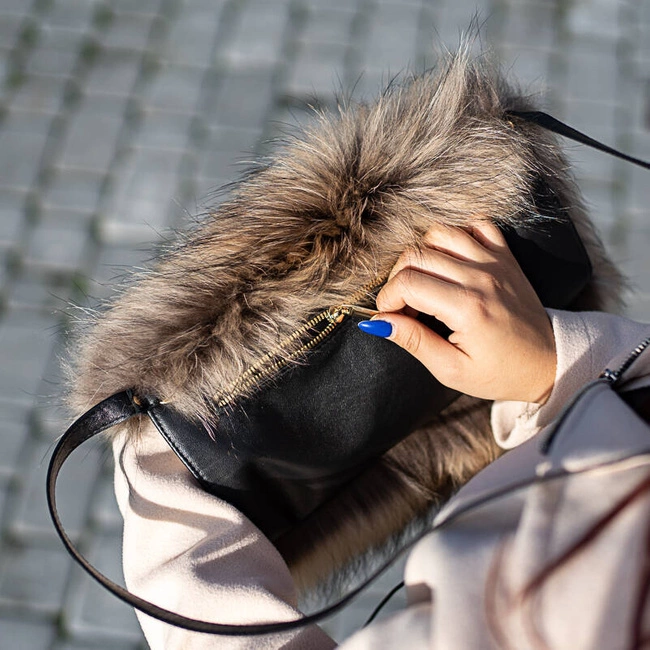 Kabelka Luka-Pelli - T13-3 Mufka Z Naturalnym Futrem Z Jenota