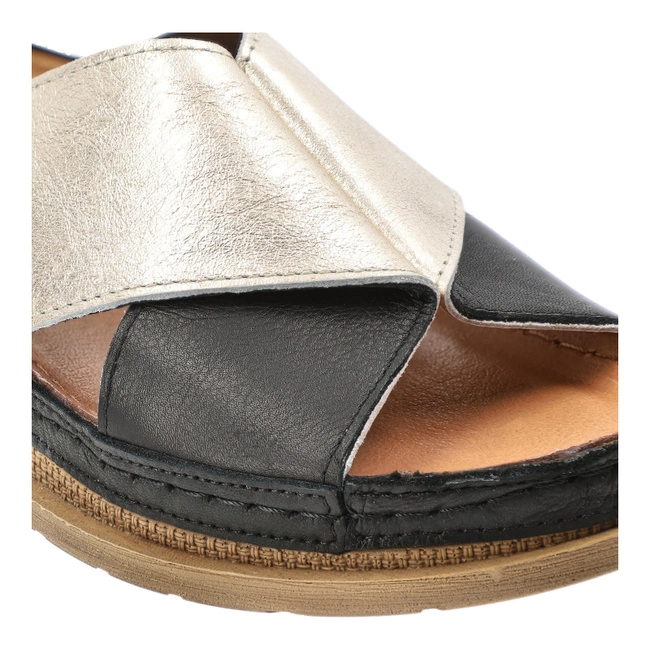 Šľapky MACIEJKA - L4986-25/00-0 Czarny+Złoty