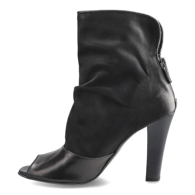 Členkové Topánky Carinii - B3356_-980-360-000-955 Lux Soft Czarny/Samuel 04