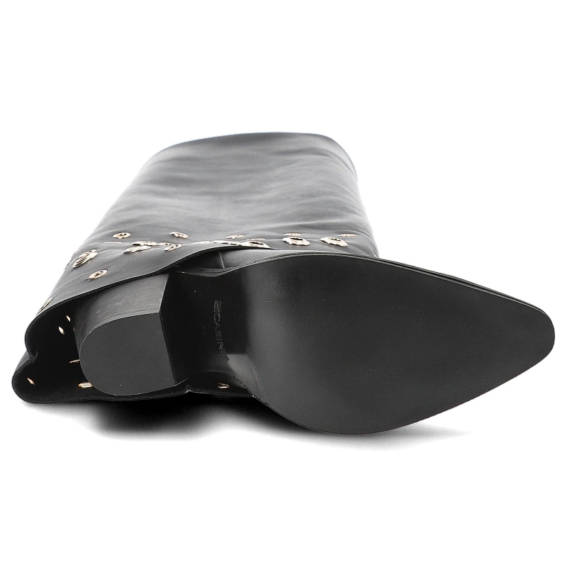 Čižmy Carinii - B10052_-E50-000-000-E72 Czarny