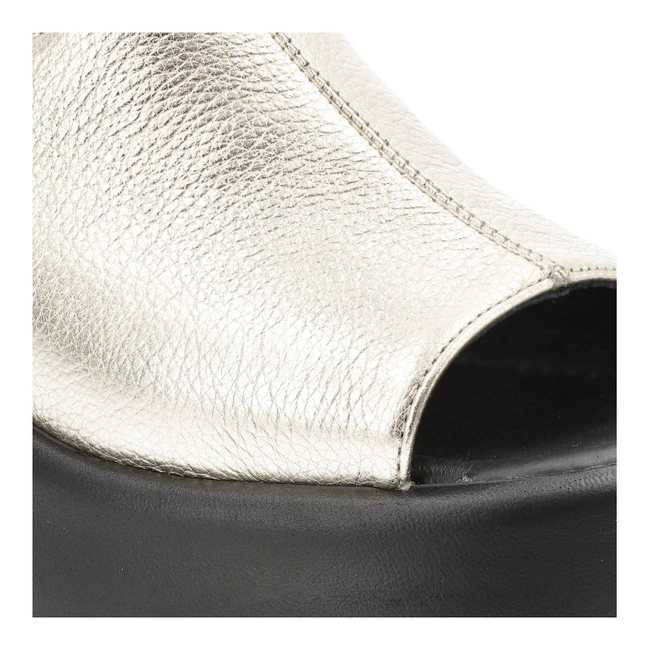 Šľapky KARINO - 5349/112-P C.Złoty/Lico