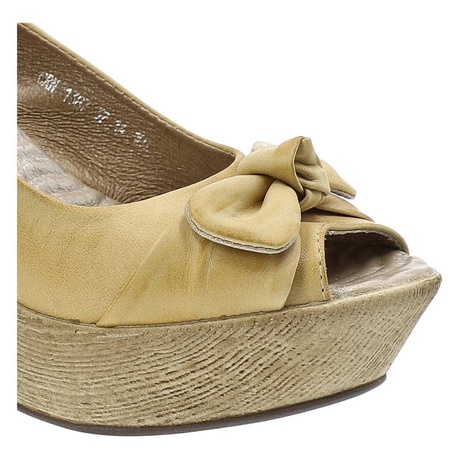 Sandále Carinii - B1387 Galanterka Angel 1516