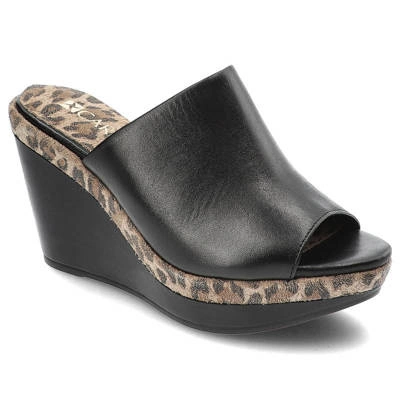 Šľapky Carinii - B8648_-E50-M60-000-D72 Czarny/Pantera