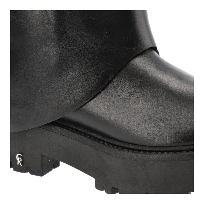 Čižmy Carinii - B10026_-E50-000-000-G58 Czarny