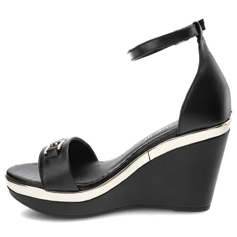 Sandále Carinii - B8712_-E50-000-000-D72 Czarny