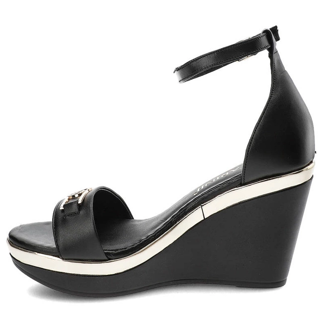 Sandále Carinii - B8712_-E50-000-000-D72 Czarny