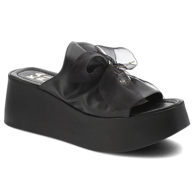 Šľapky Karino - 4976/076-P Czarny/Lico