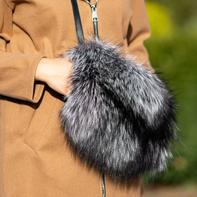 Kabelka Luka-Pelli - T13-4 Mufka Z Naturalnym Futrem Z Lisa