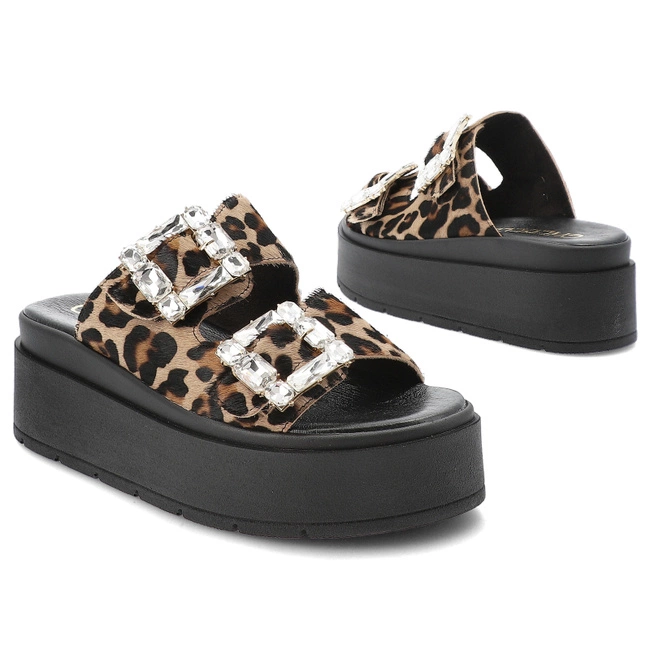 Šľapky CHEBELLO - 4691_-504-000-PSK-S370 Panterka