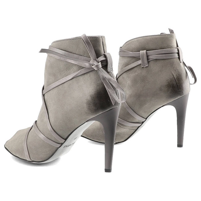 Členkové Topánky Carinii - B3564_-399-E84-000-B16 Samuel 1137/Buewax Grigo