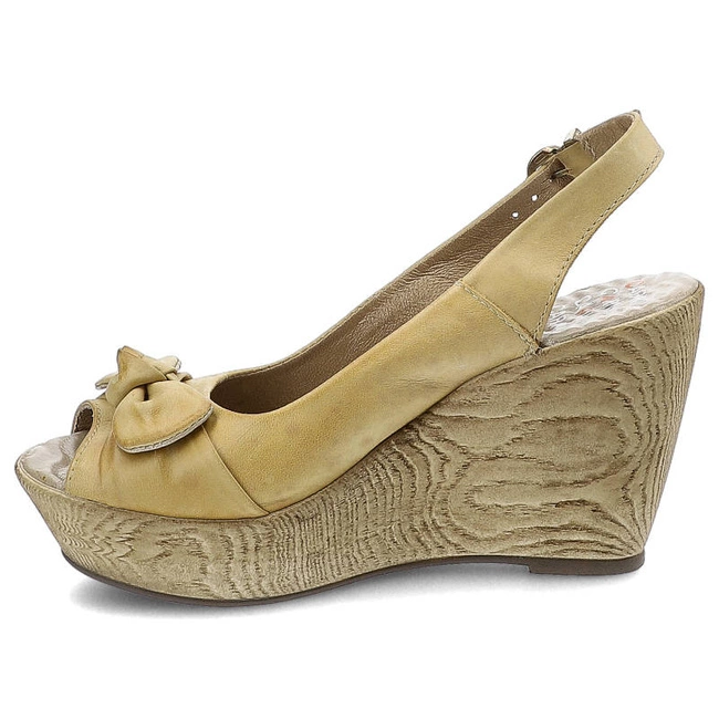 Sandále Carinii - B1387 Galanterka Angel 1516