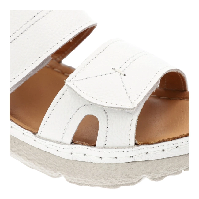 Šľapky Armodo - K984 Biały 444