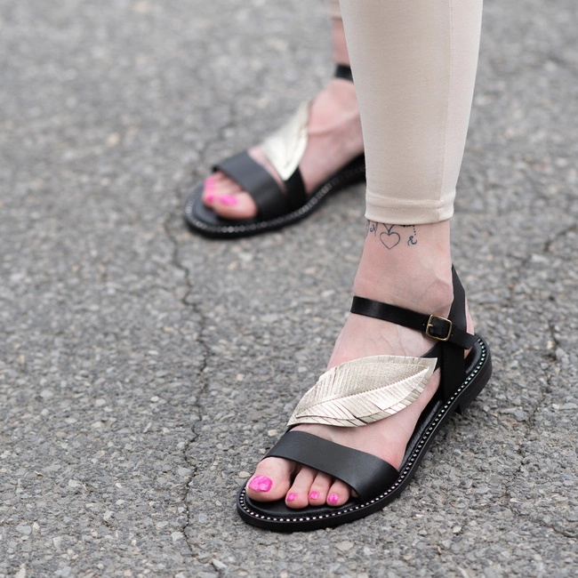 Sandále Armodo - 933C Czarny+Złoty