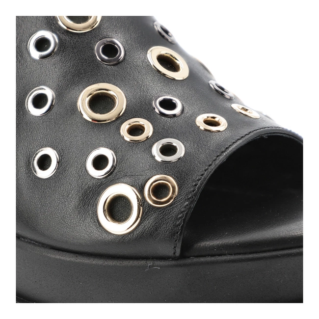 Šľapky CARINII - B10061_-E50-000-000-G06 Czarny