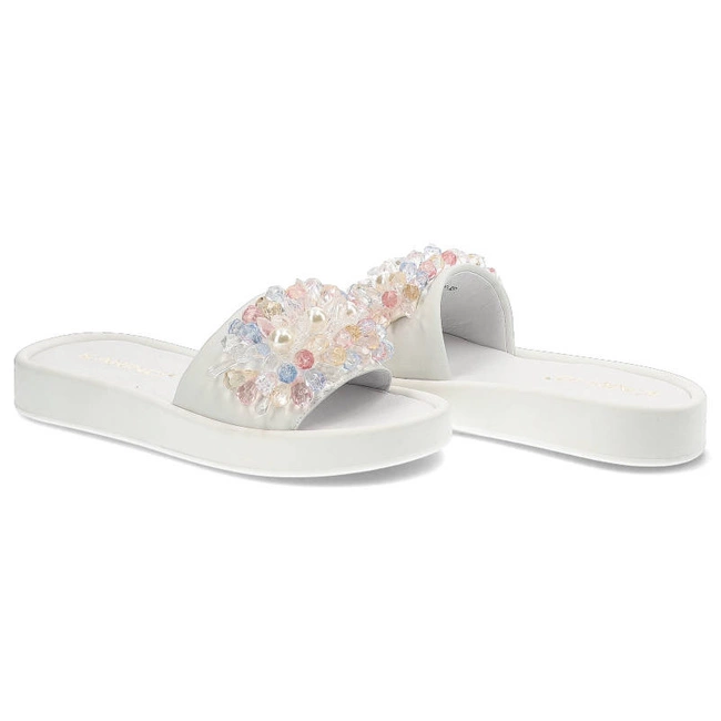 Šľapky Karino - 4515/010-P Biały