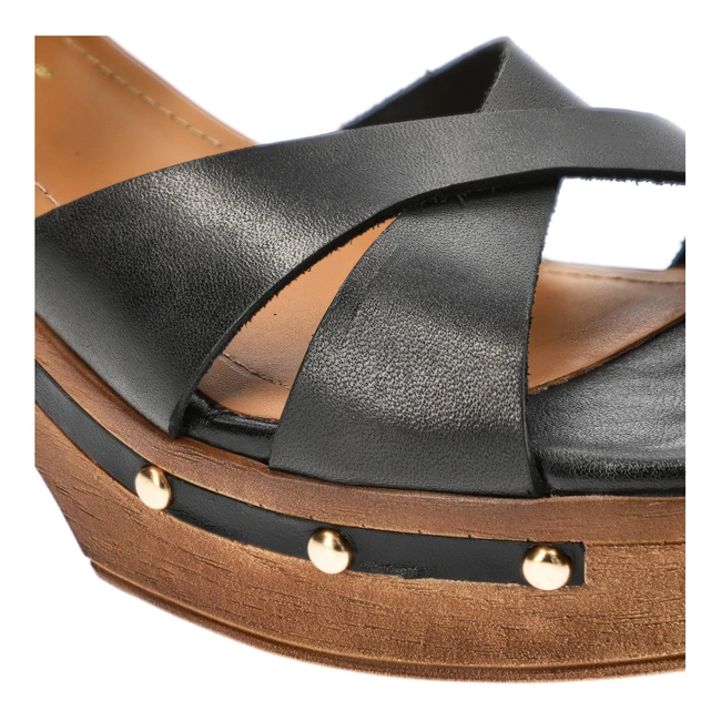 Sandále Carinii - B9623_-F56-000-000-F81 Czarny