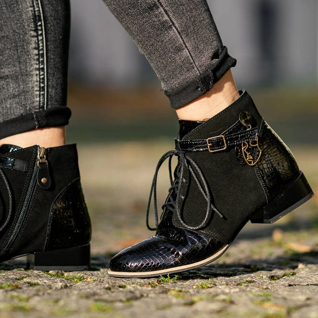 Šnúrovacie Členkové Topánky Maciejka - 5743A-20/00-7 Czarny