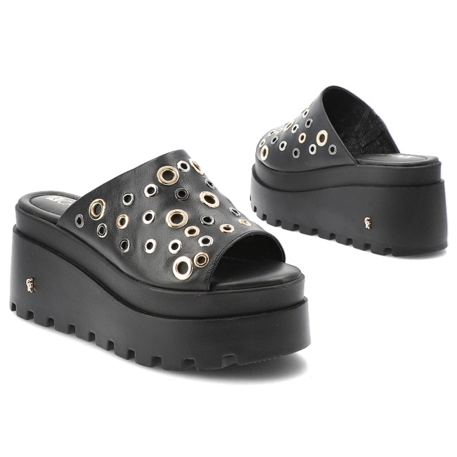 Šľapky CARINII - B10061_-E50-000-000-G06 Czarny