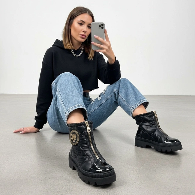 Snehule Damiss - DS-695 Czarna Pikówka