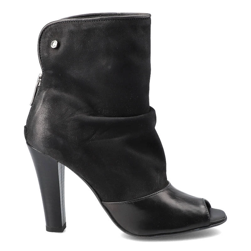 Členkové Topánky Carinii - B3356_-980-360-000-955 Lux Soft Czarny/Samuel 04