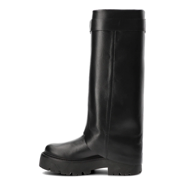 Čižmy Carinii - B10026_-E50-000-000-G58 Czarny