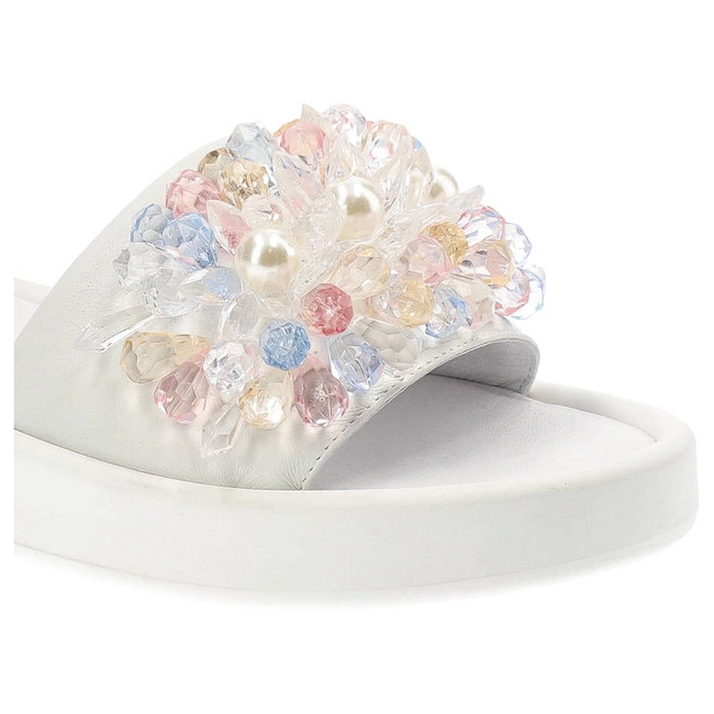 Šľapky Karino - 4515/010-P Biały